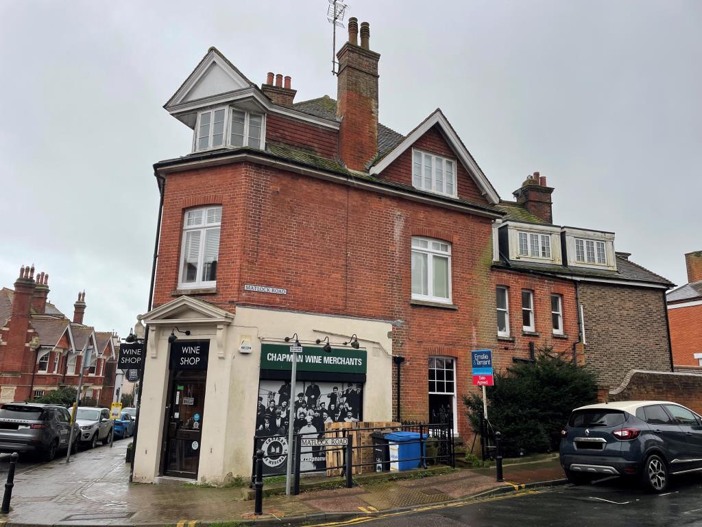 Lot: 118 - LONG LEASEHOLD COMMERCIAL INVESTMENT - Side view from Matlock Road